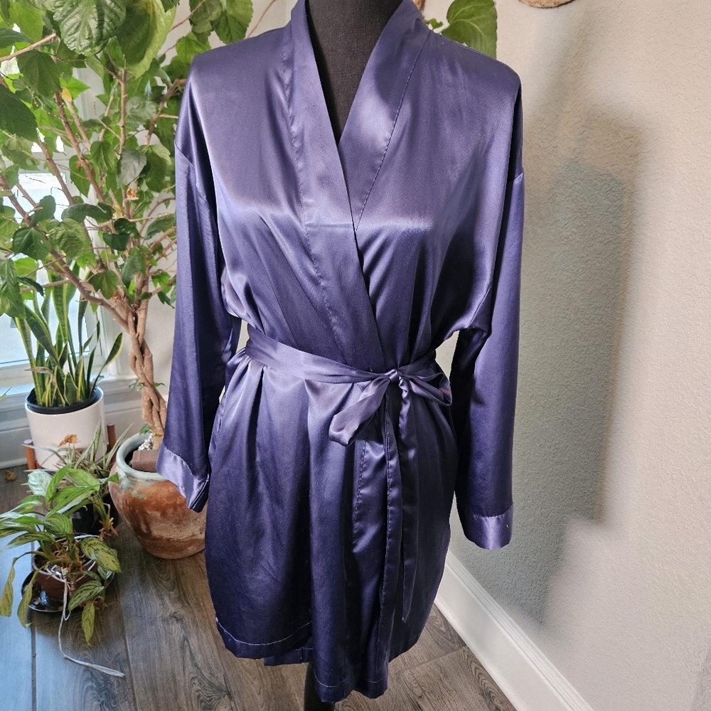 VICTORIA’S SECRET Navy Blue Satin Robe One‎ Size Kimono Wrap Silky Lingerie VTG